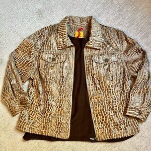 NWT Animal print jacket in tan and brown. Size 14. Zip front, 3/4 sleeves